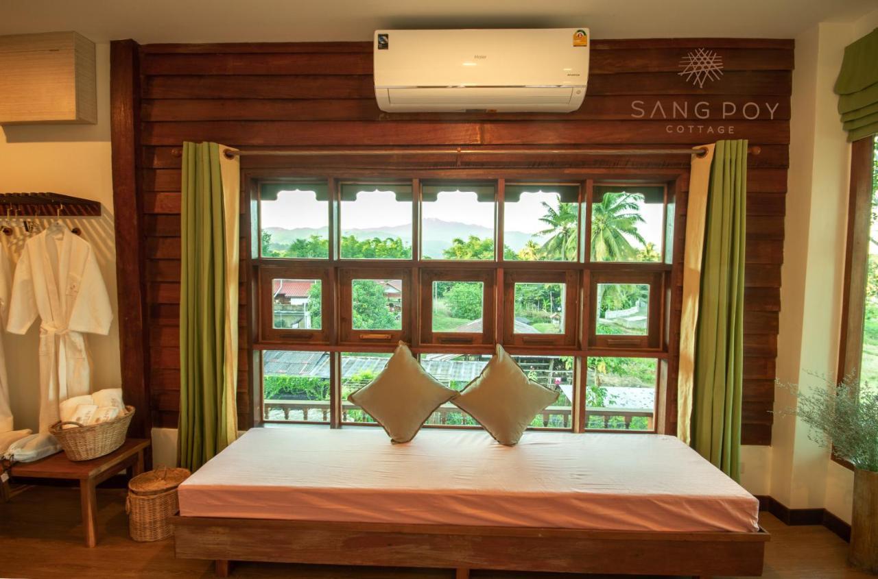 Sang Poy Cottage Ban pa Sak  エクステリア 写真